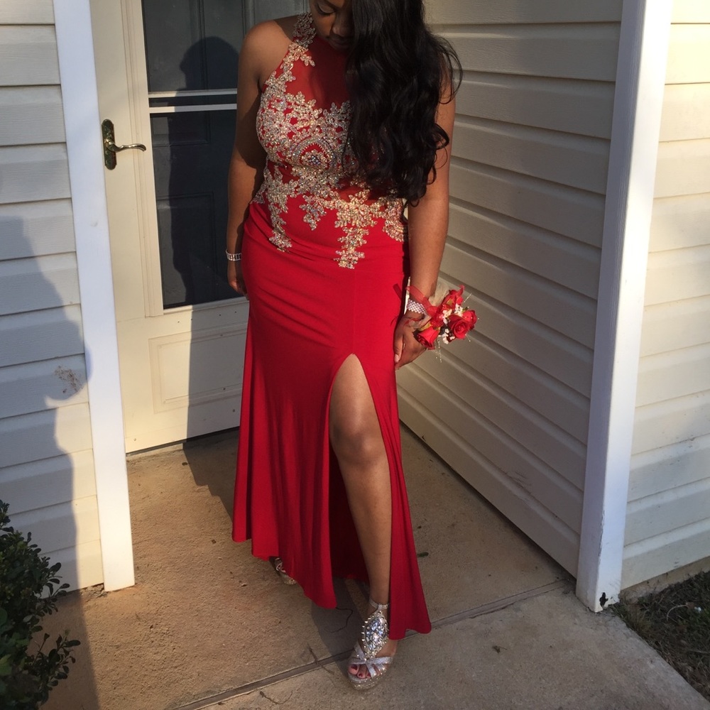 Dave & Johnny Formal Gown